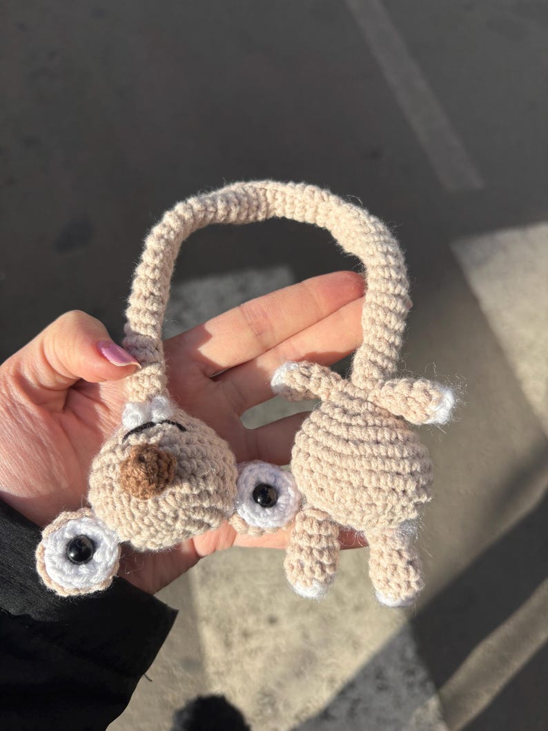 Handmade Crochet Prehistoric Sloth Bag Charm - Funny Long Neck Sloth Plush Toy，Gift for Animal Lovers